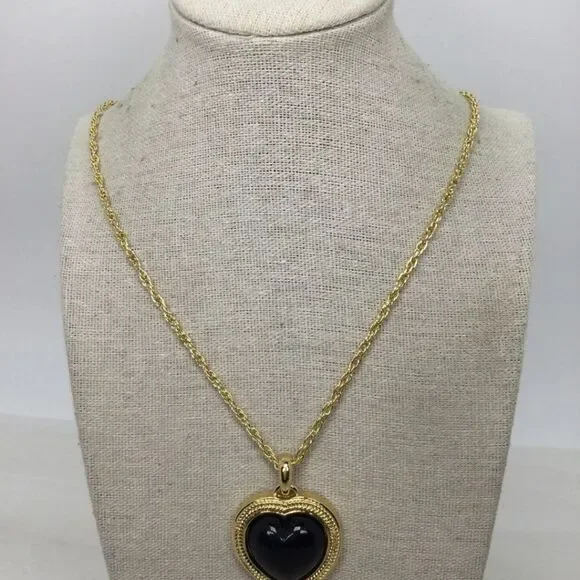 Vintage Ivana Trump Black Jewel Heart Pendant Long Chain Necklace 36" NWOT NIB - Picture 2 of 4